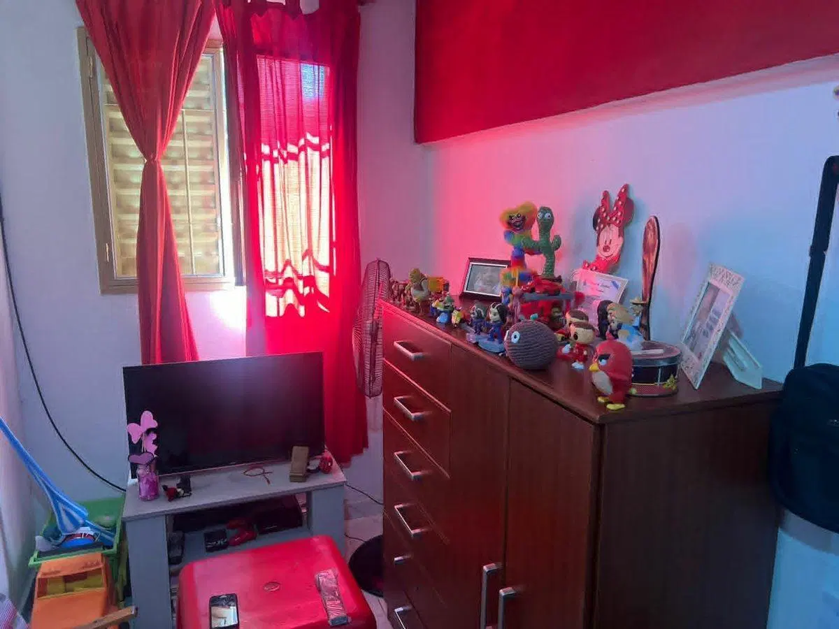 VENTA DOS CASAS DE 2 DORM EN ESTACION FLORES 5