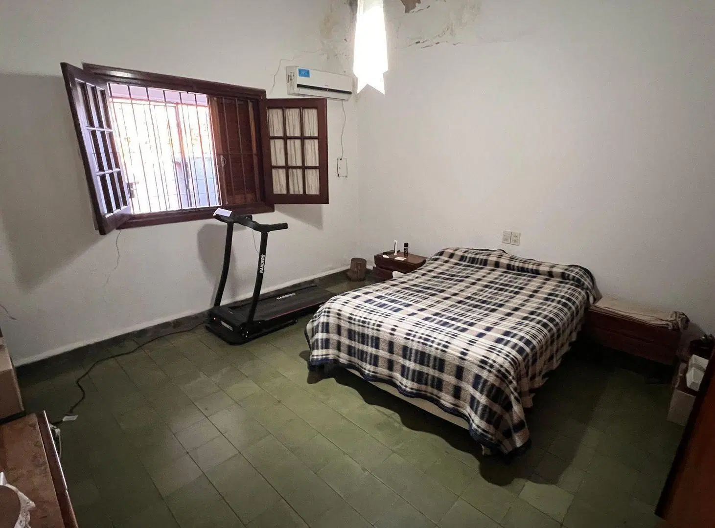 Venta casa 3dor con gran terreno en Villa Cabrera! 4