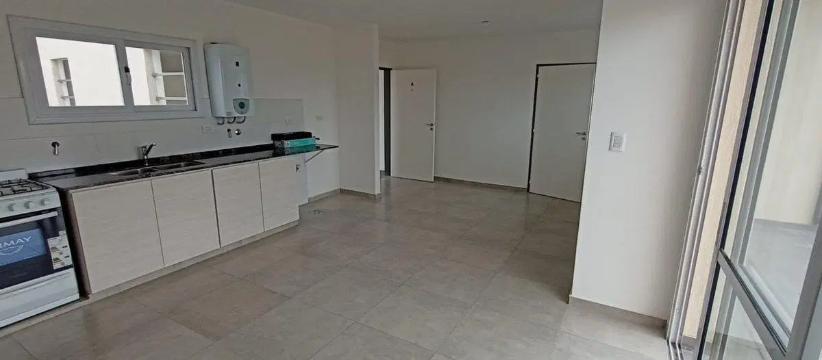 RE/MAX VENDE EN COFICO DEPTO 2 DORM. CON TERRAZA 5