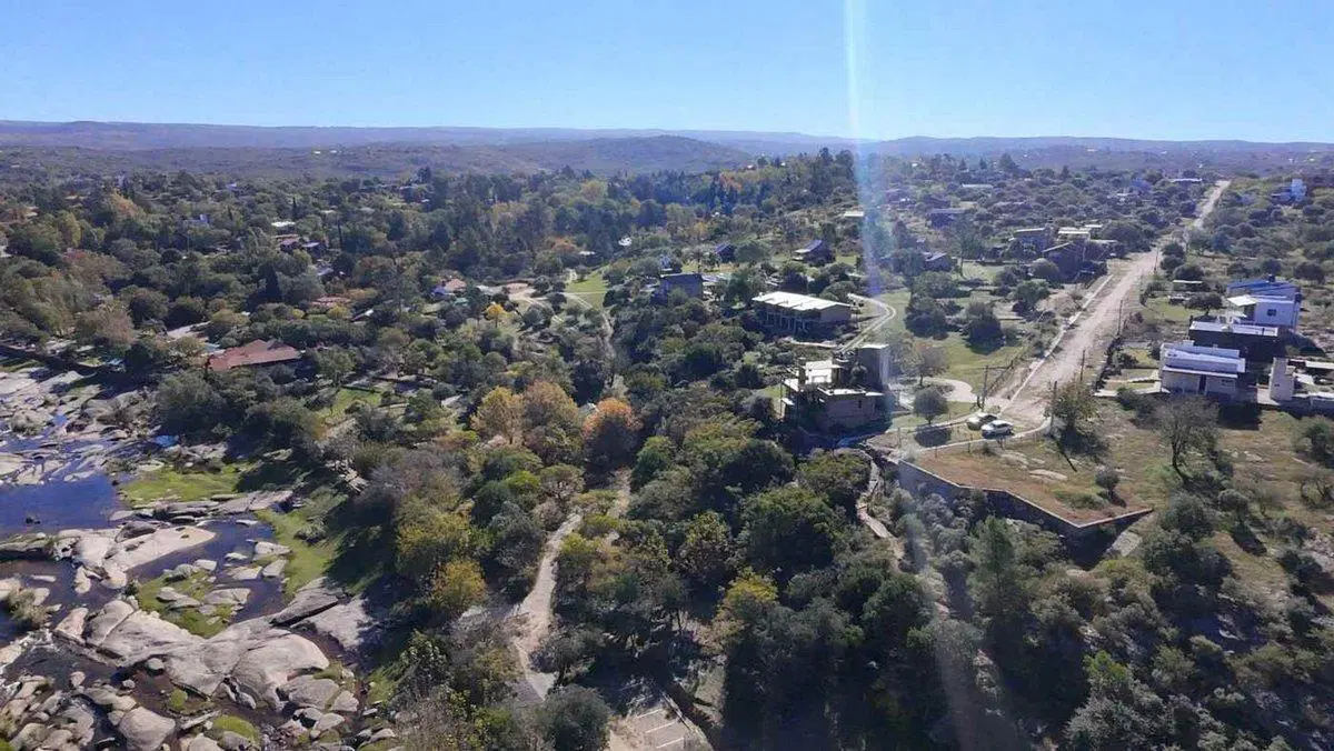 VENTA LOTE 698m² A METROS DEL RIO EN CABALANGO 3