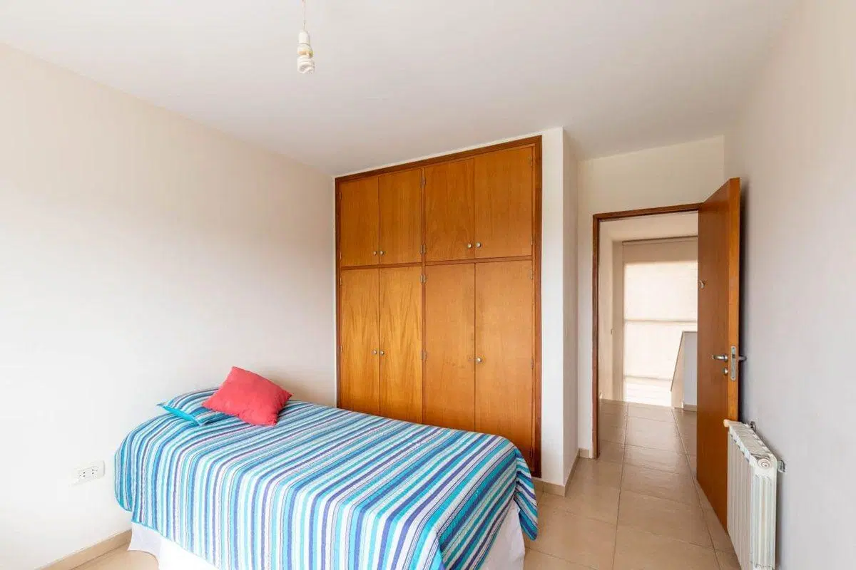 VENTA CASA EN "EL VIEJO ALGARROBO" 4 DORMITORIOS 5