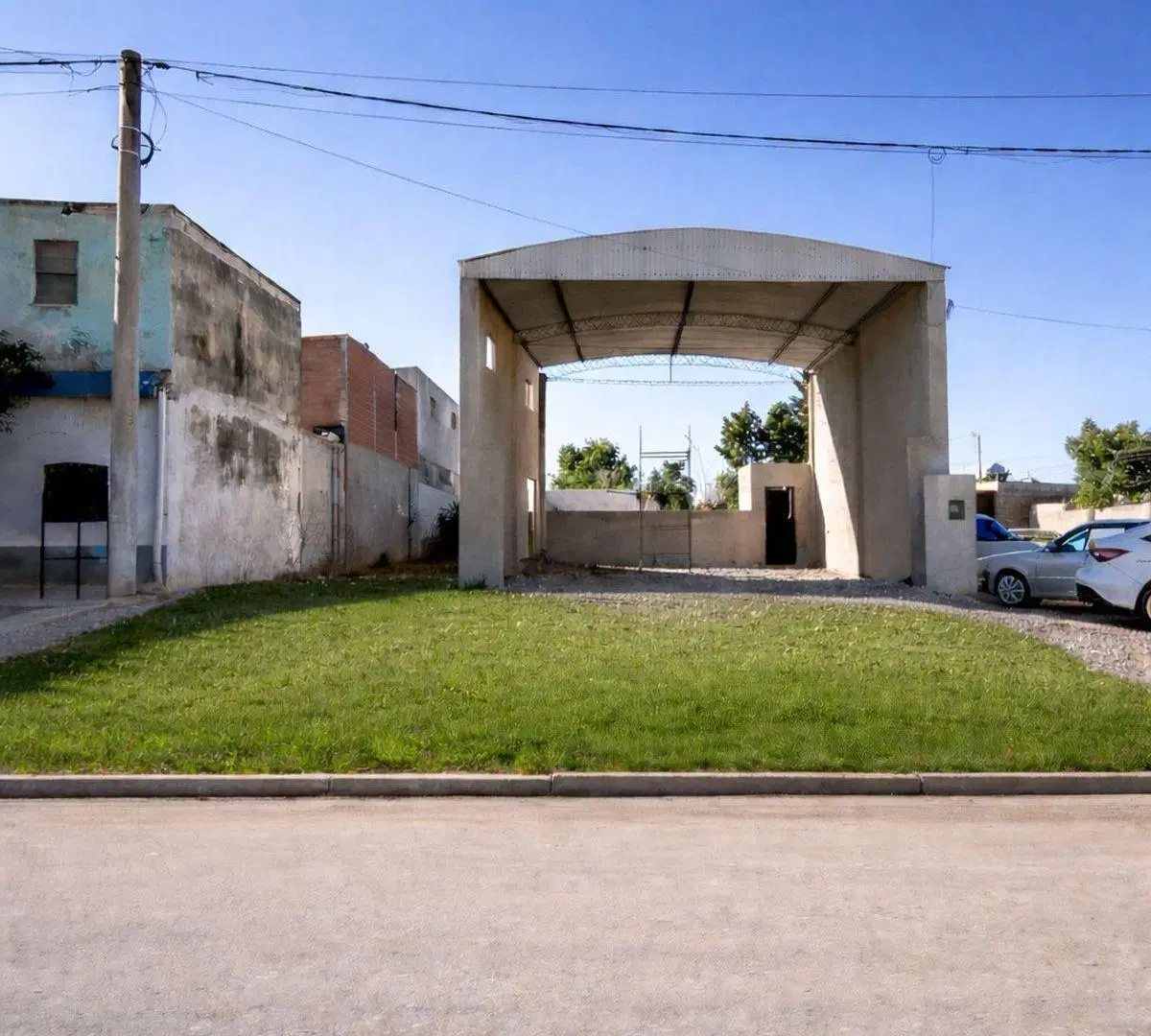 VENTA TERRENO CON GALPON/ ESTRUCTURA 5