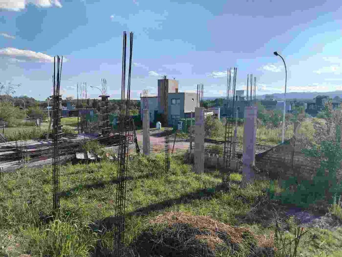 TERRENO 477 M2 BARRIO AIRES DEL NORDESTE UNQUILLO 5