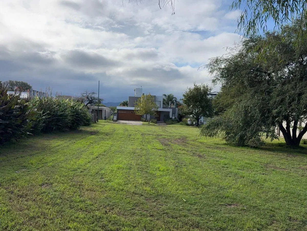 SE VENDE LOTE ETAPA 2 800 M2 VALLE DEL GOLF 2