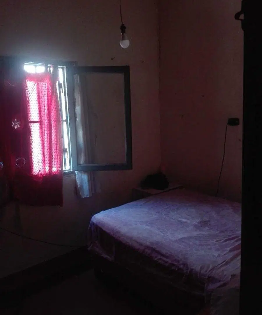 VENTA CASA MAS DEPTO A REFACCIONAR BARRIO COLON 4
