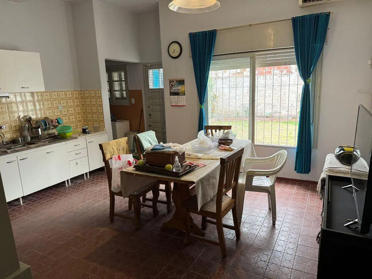VENTA CASA BARRIO JUNIORS 2 DORMITORIOS 2 BAÑOS 8