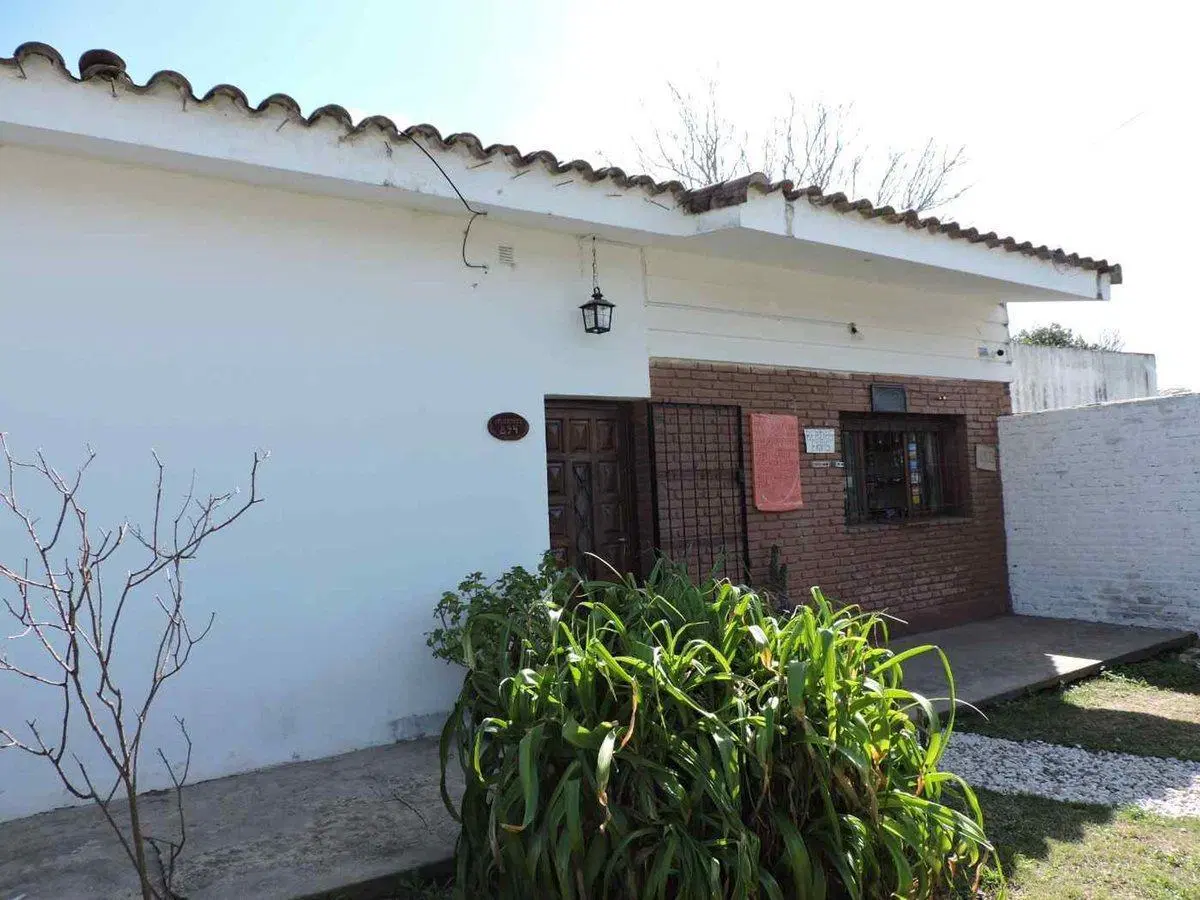 CASA EN VENTA ALTA GRACIA- APTA CREDITO 3
