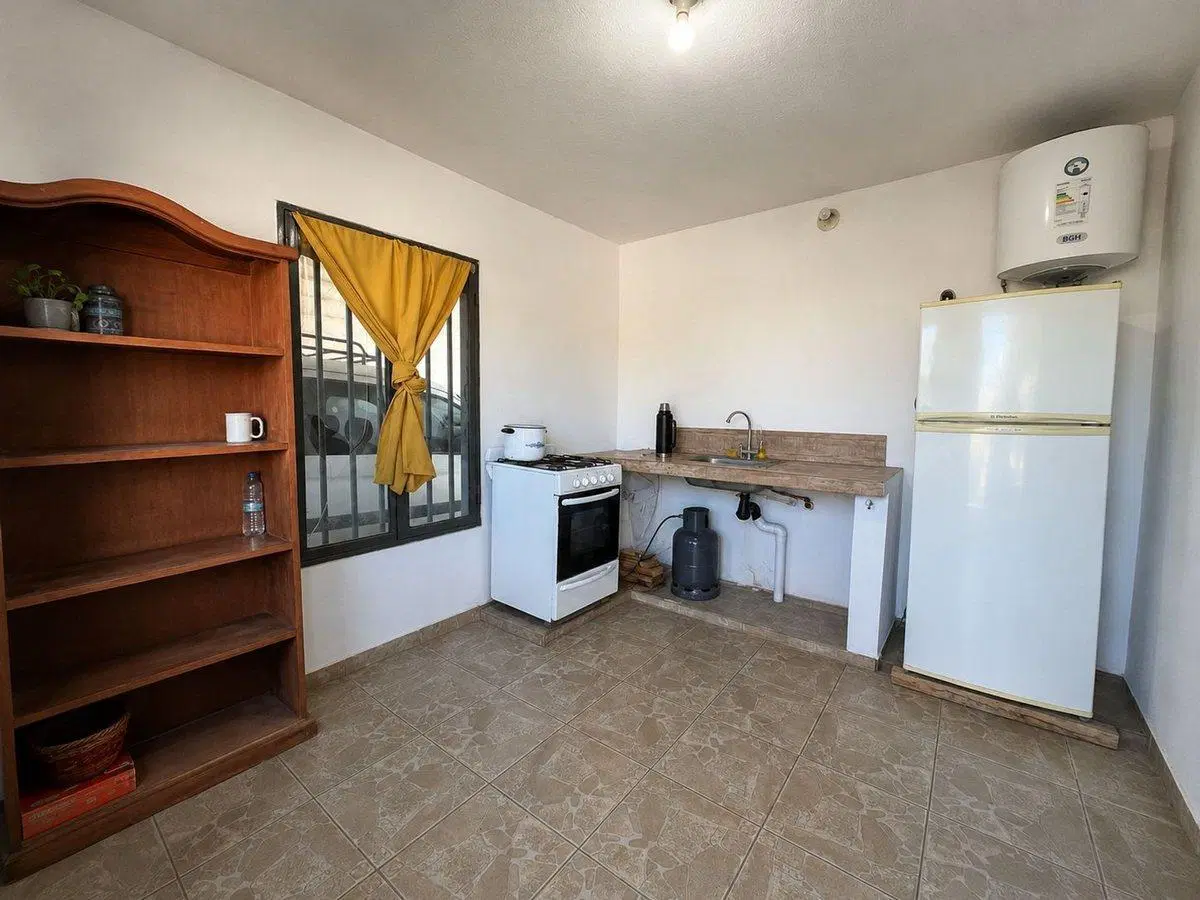 SE VENDE CASA ESTACION COLONIA TIROLESA 2