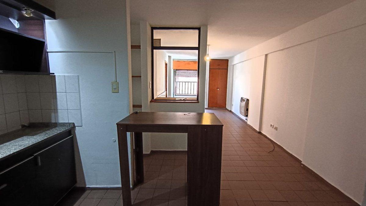 DEPARTAMENTO 2 DORMOTORIO Y ESCRITORIO