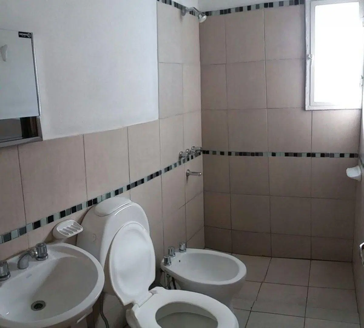 VENTA CASA DOS DORMITORIOS CARRARA HORIZONTE 5