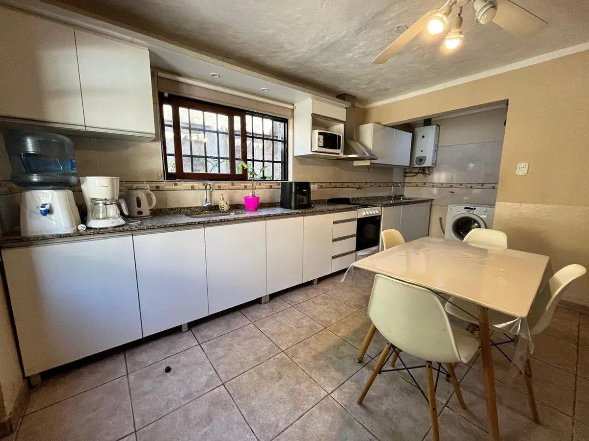SE VENDE CASA 3 DORMITORIOS EN CHATEAU CARRERAS 3