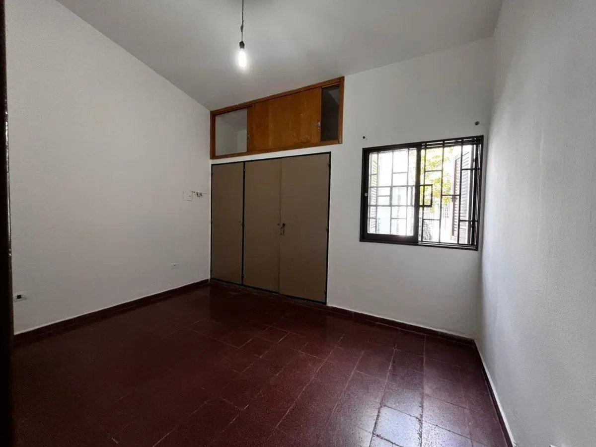 VENTA CASA LOS ROBLES 5 DORMITORIOS APTA CREDITO 5