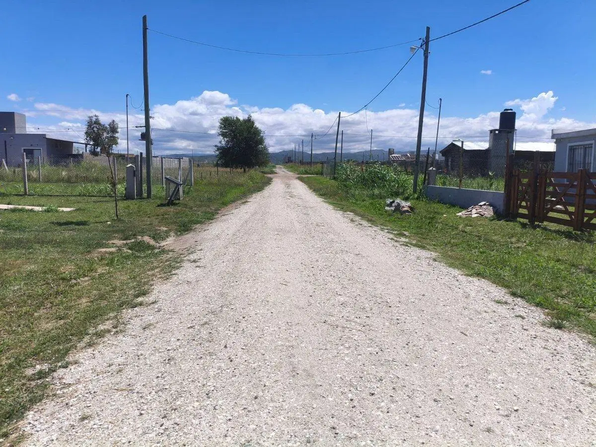 SE VENDE TERRENO EN ANISACATE Bº KANMAR 450 METROS 5