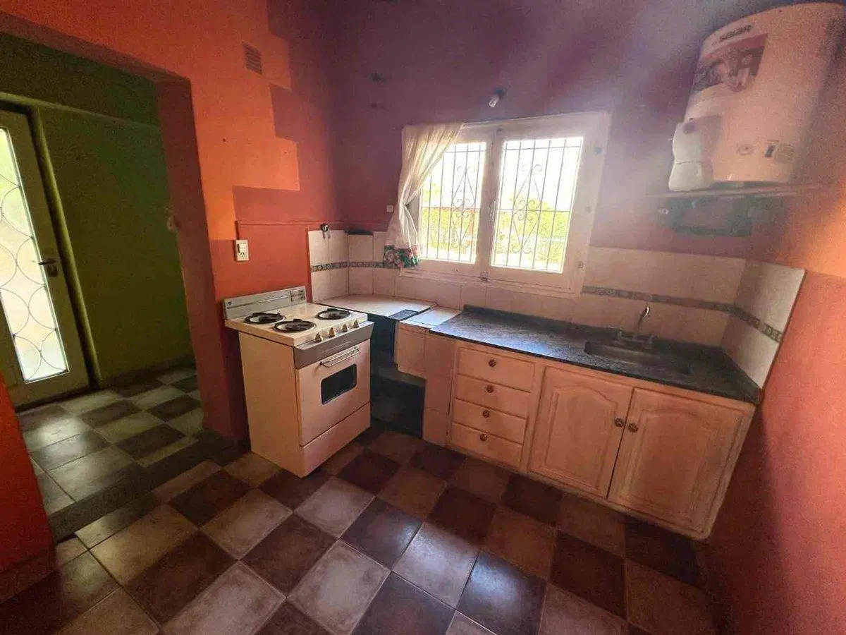 VENTA CASA 2 DORM MAS DOMO CON VISTA AL URITORCO 5