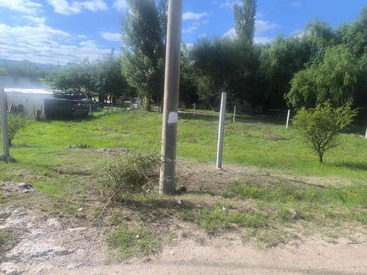VENTA TERRENO TANTI 1030 M2 2