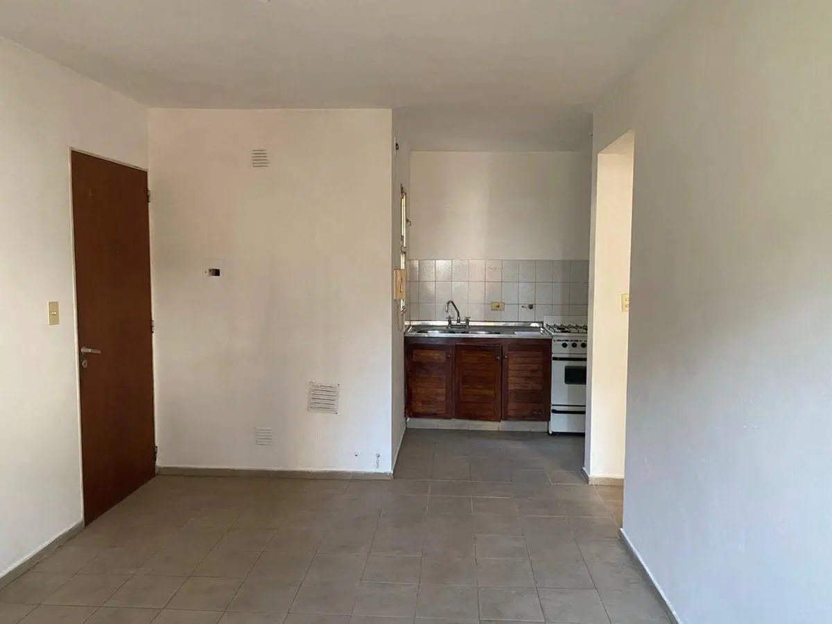 VENTA DEP 1 DOR C/ESCRITURA USD 35000 3