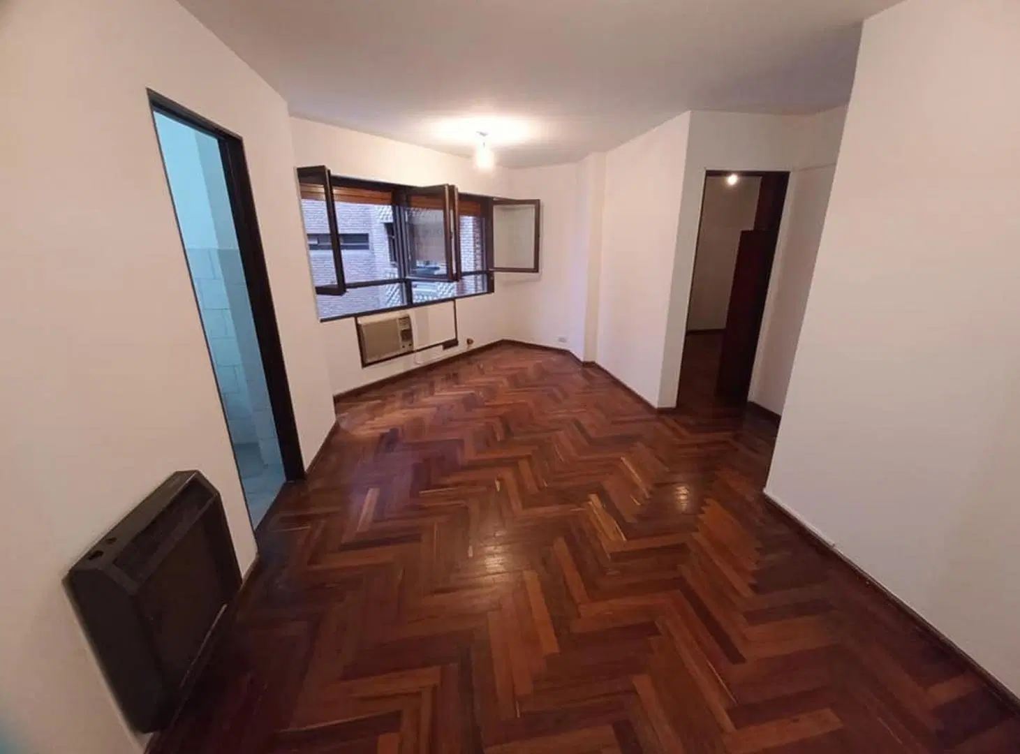 SE VENDE DEPARTAMENTO 1 DORM FRENTE PATIO OLMOS 4