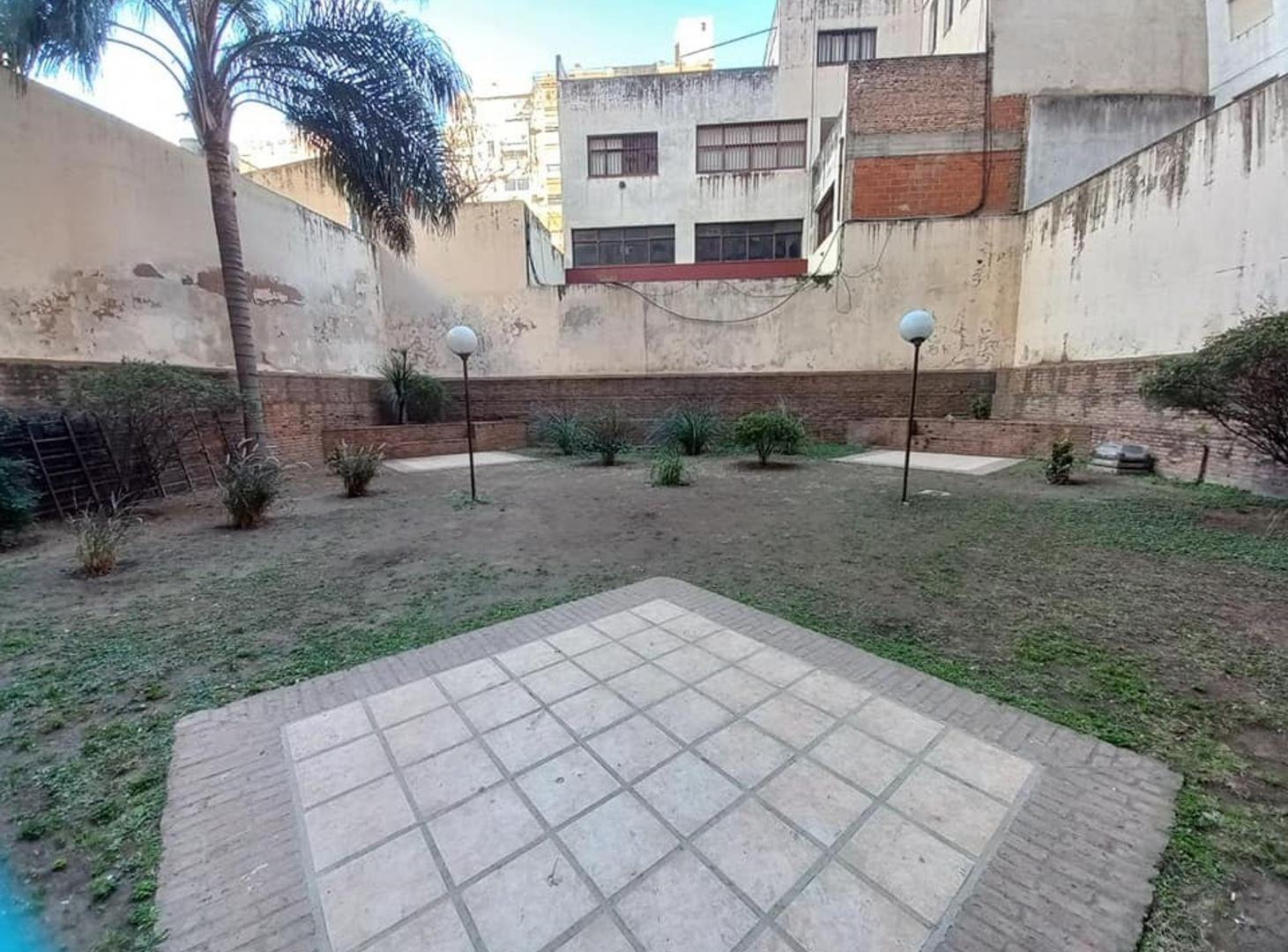 Foto de VENTA DEPARTAMENTO 1 DORM FRENTE PATIO OLMOS, imagen 1