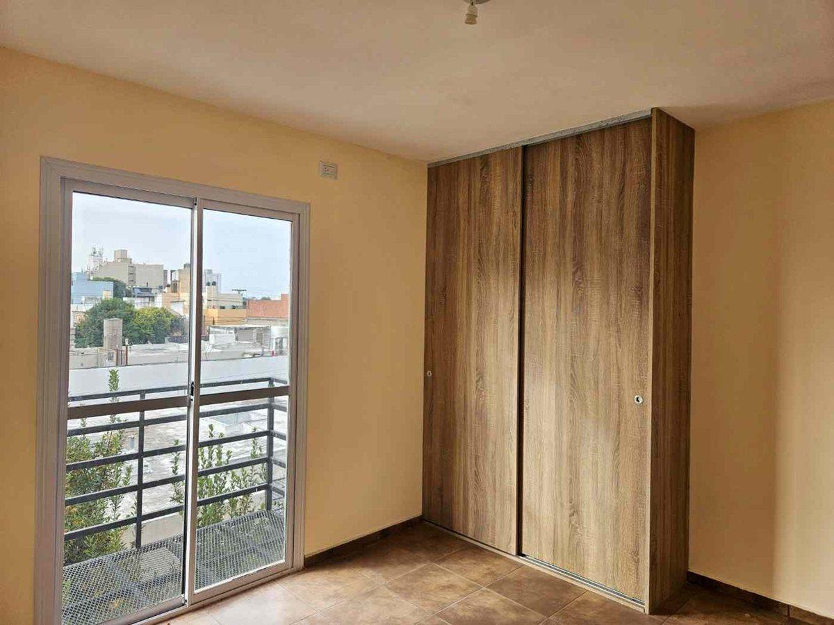 Foto de VENTA DEPTO 1 DORM ALTO ALBERDI ESCRITURA ESTRENAR, imagen 2