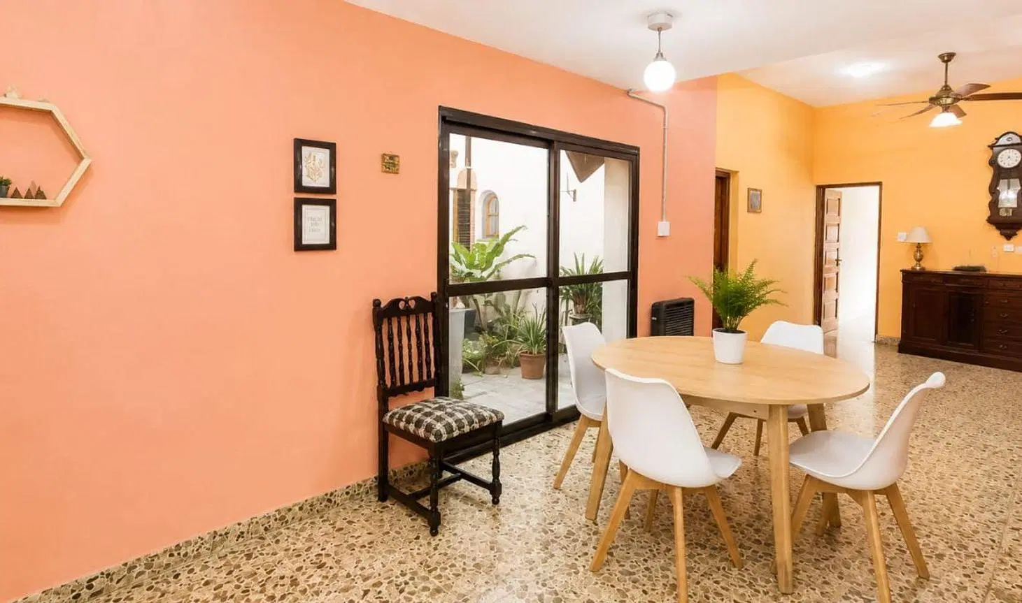 VENTA CASA 4 DOR B° MAIPU 1RA PLANTA BAJA 3