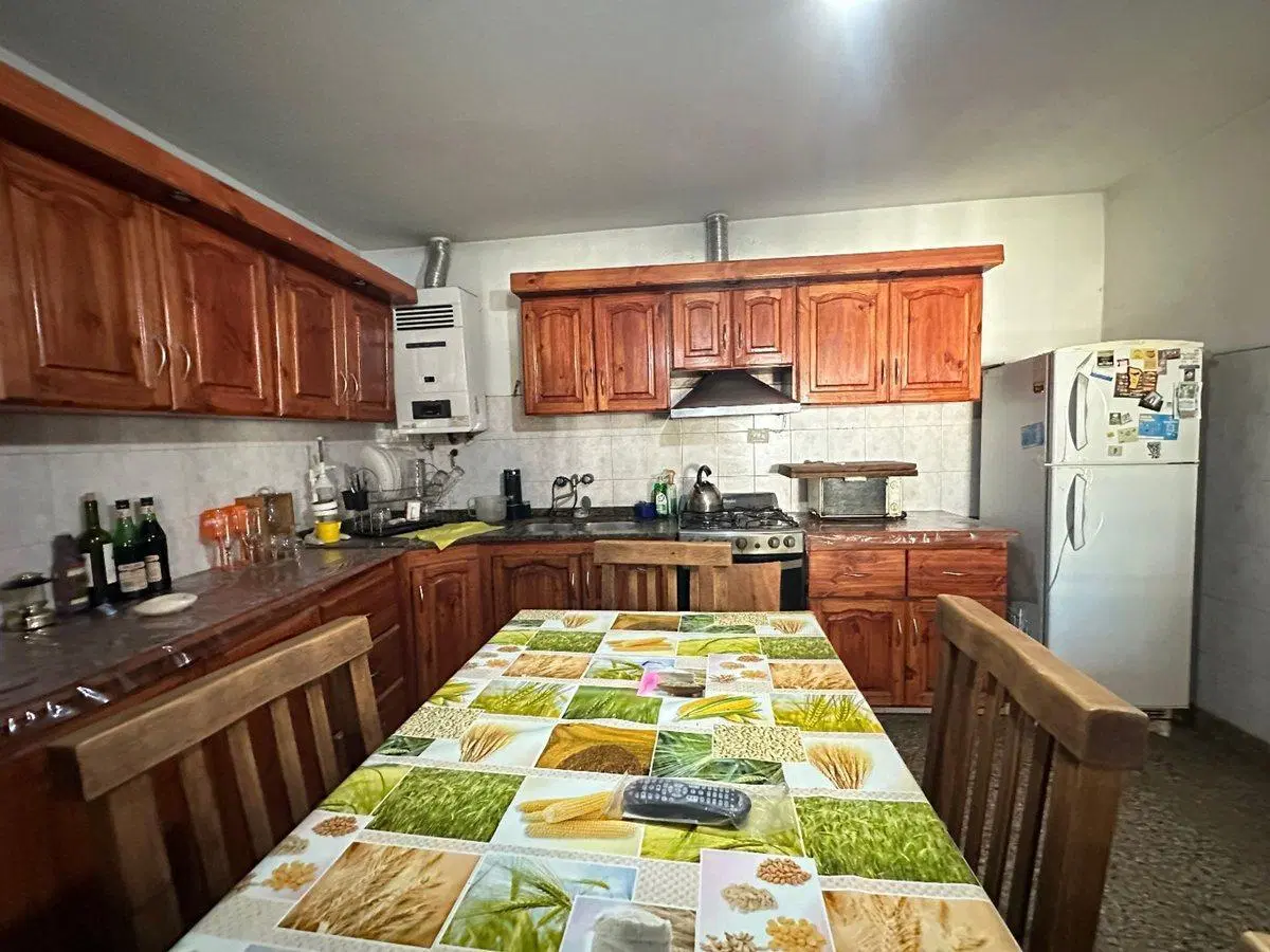 VENTA CASA ESQUINA 2 DORMITORIOS B BIALET MASSE 5