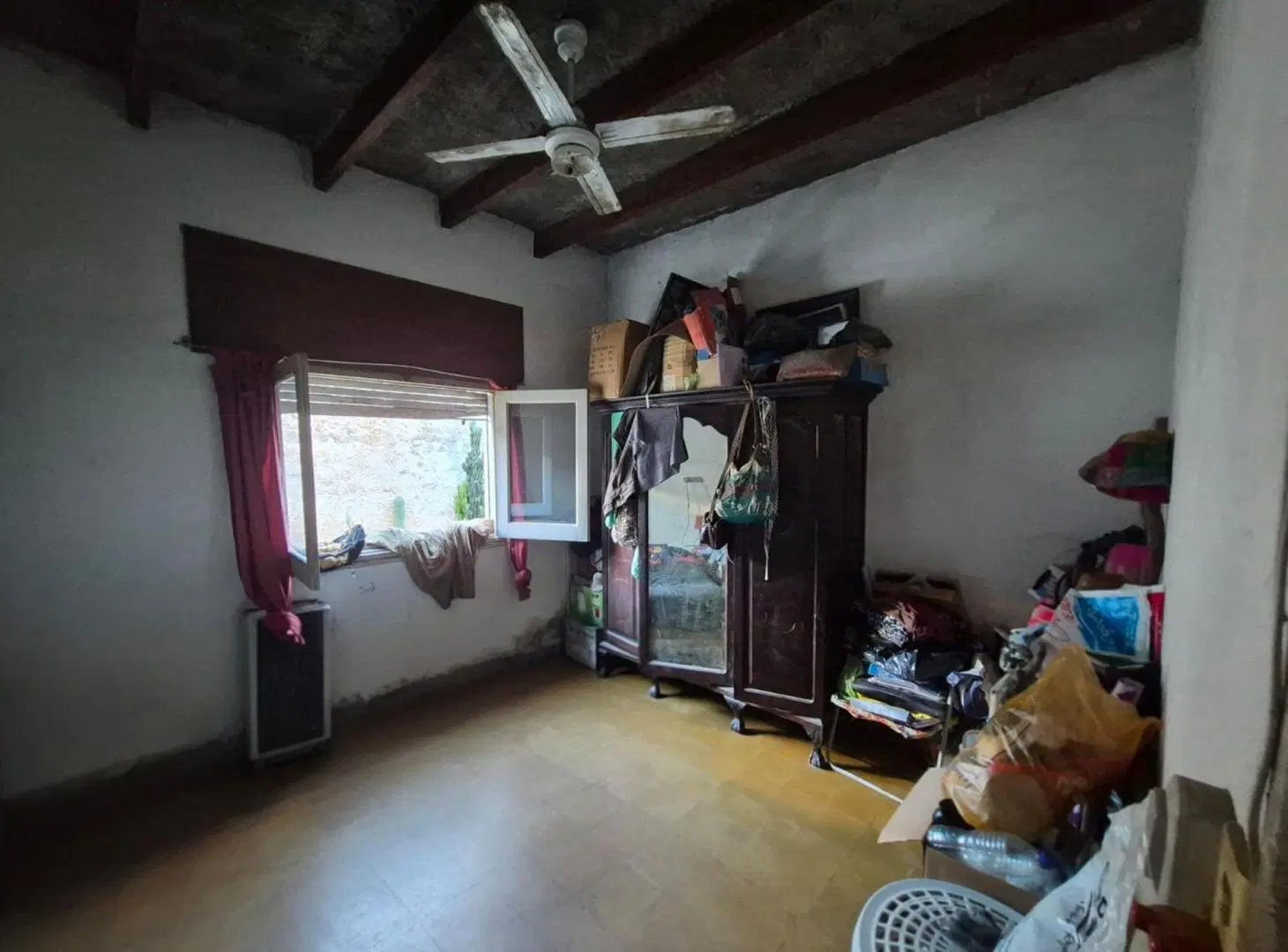 VENTA-CASA A REFACCIONAR-CENTRO DE ALTA GRACIA 5