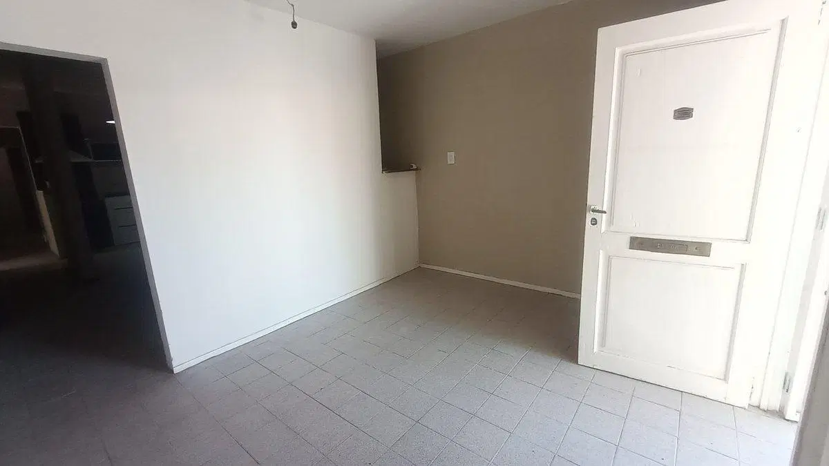 VENTA CASA 2 DORMITORIOS COCHERA B° LOS PARAISOS 2