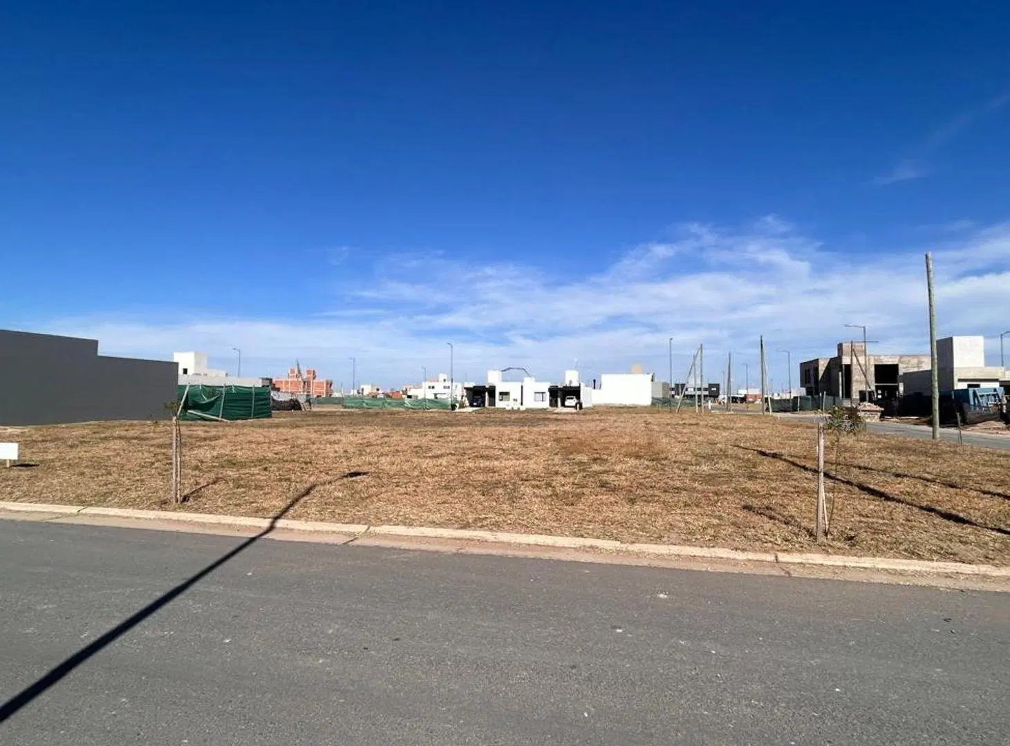 VENTA LOTE EN QUEBRADAS DE MANANTIALES 362m2 5