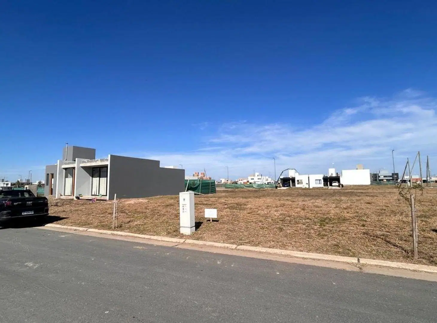 VENTA LOTE EN QUEBRADAS DE MANANTIALES 362m2 3