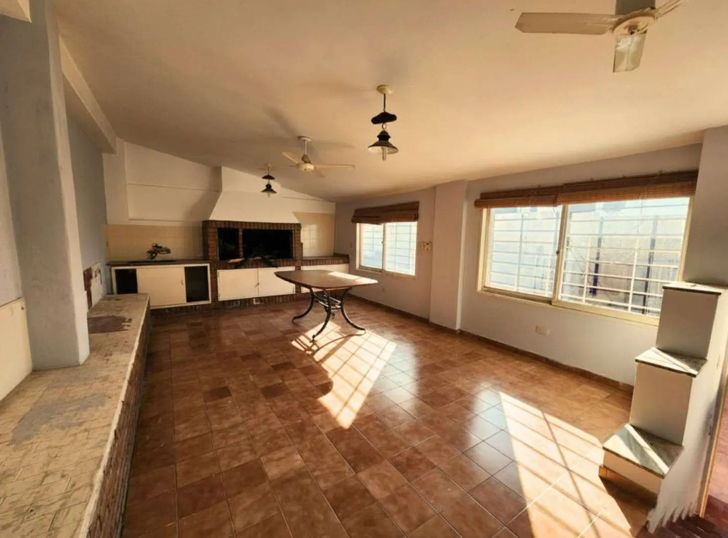 VENTA CASA 2 DORM COCHERA Y QUINCHO APTA CREDITO 2