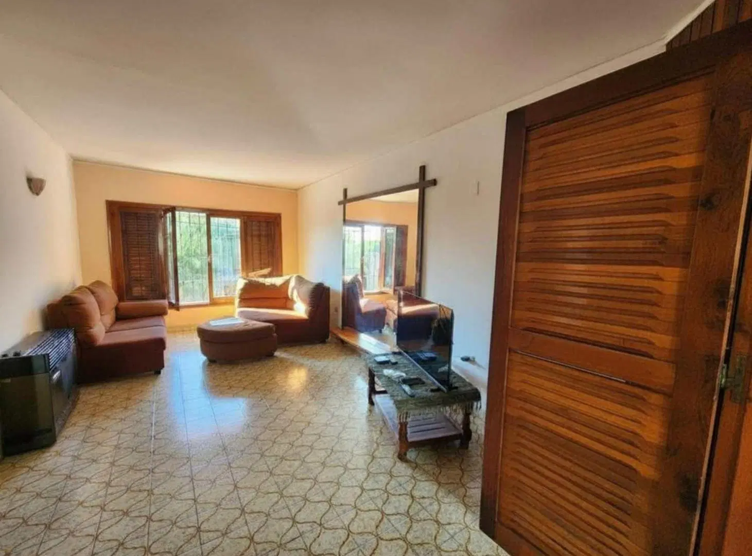 VENTA CASA 2 DORM COCHERA Y QUINCHO APTA CREDITO 4