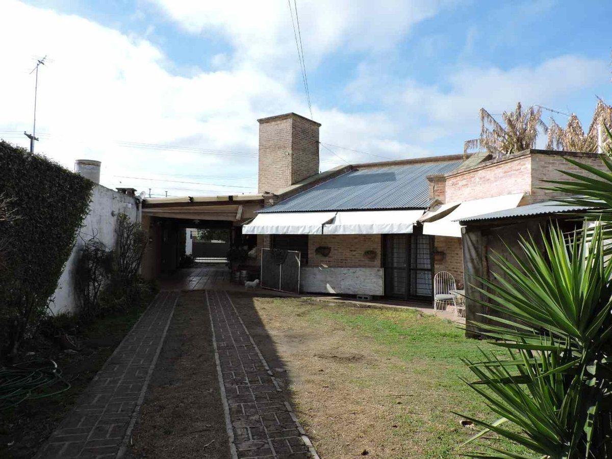 CASA EN VENTA ALTA GRACIA