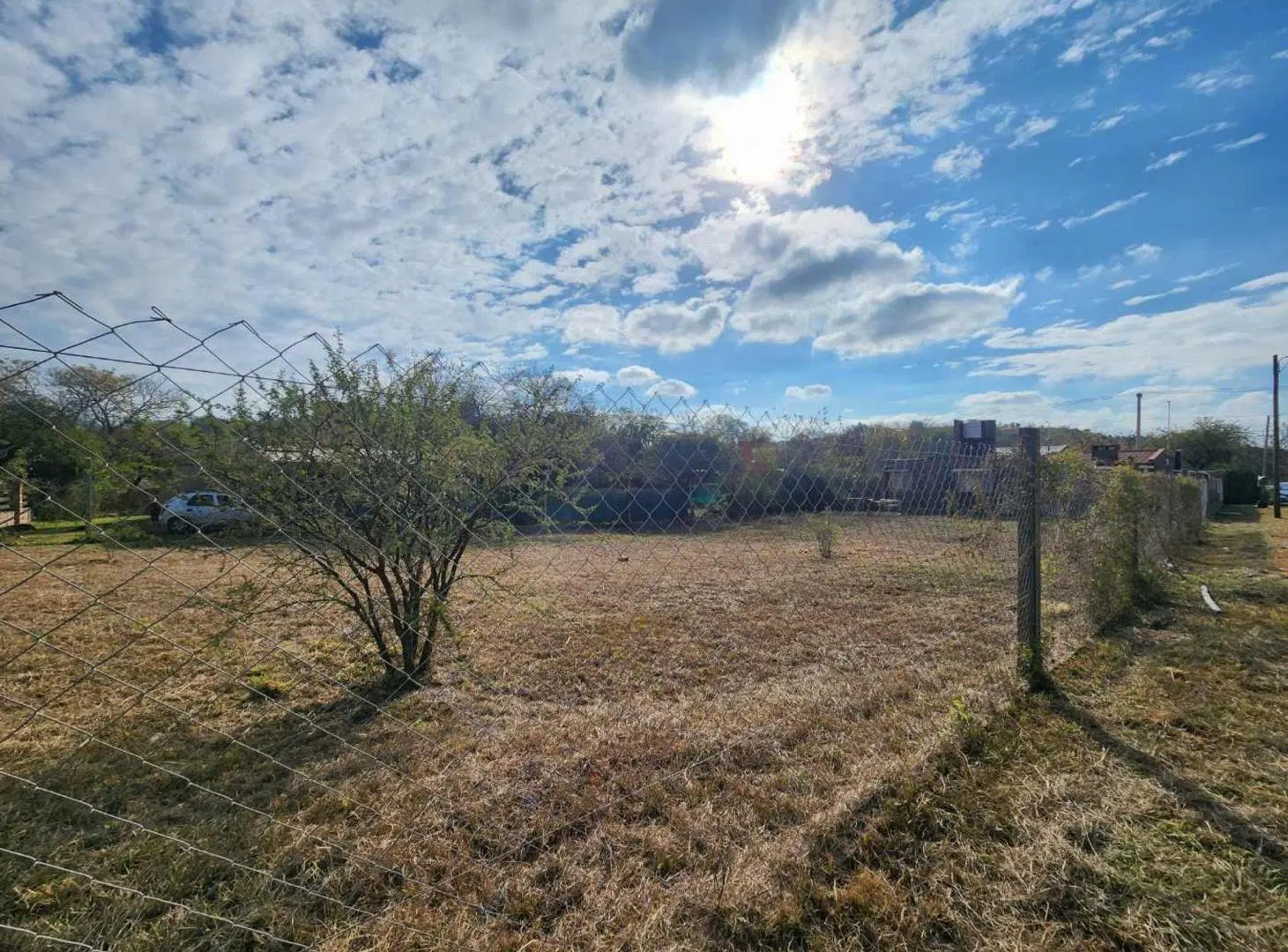 VENTA LOTE ESQUINA 723MTS UNQUILLO METROS DE RUTA 3
