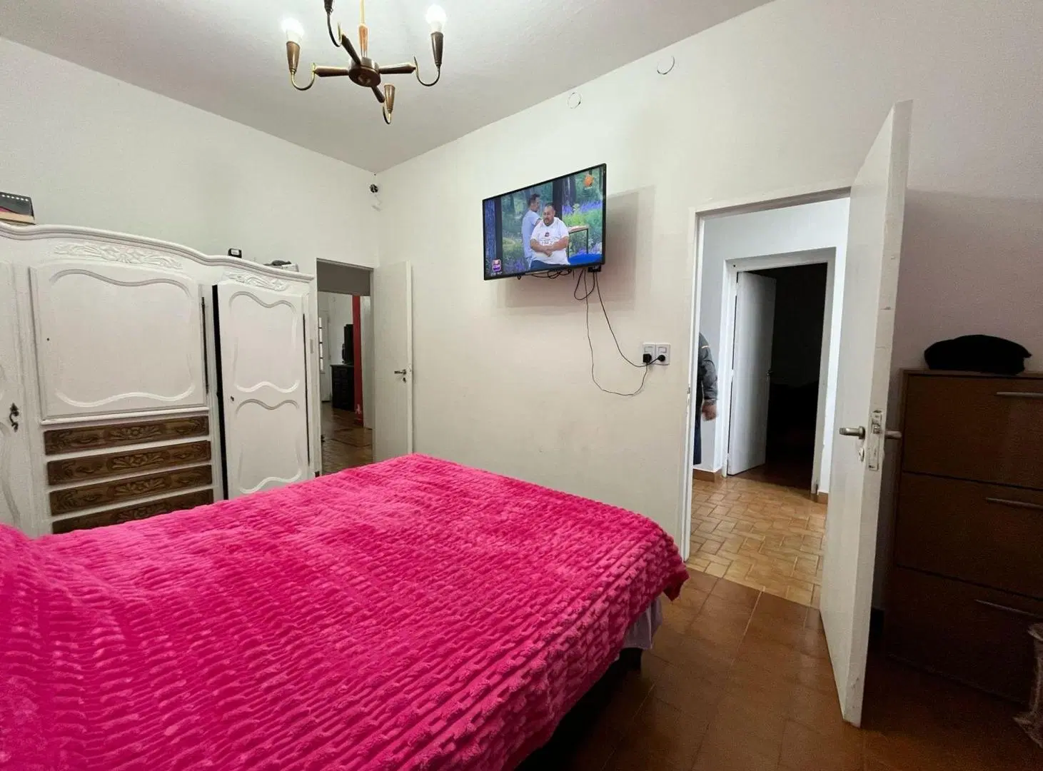SE VENDE CASA CON PATIO EN BARRIO OBSERVATORIO 3
