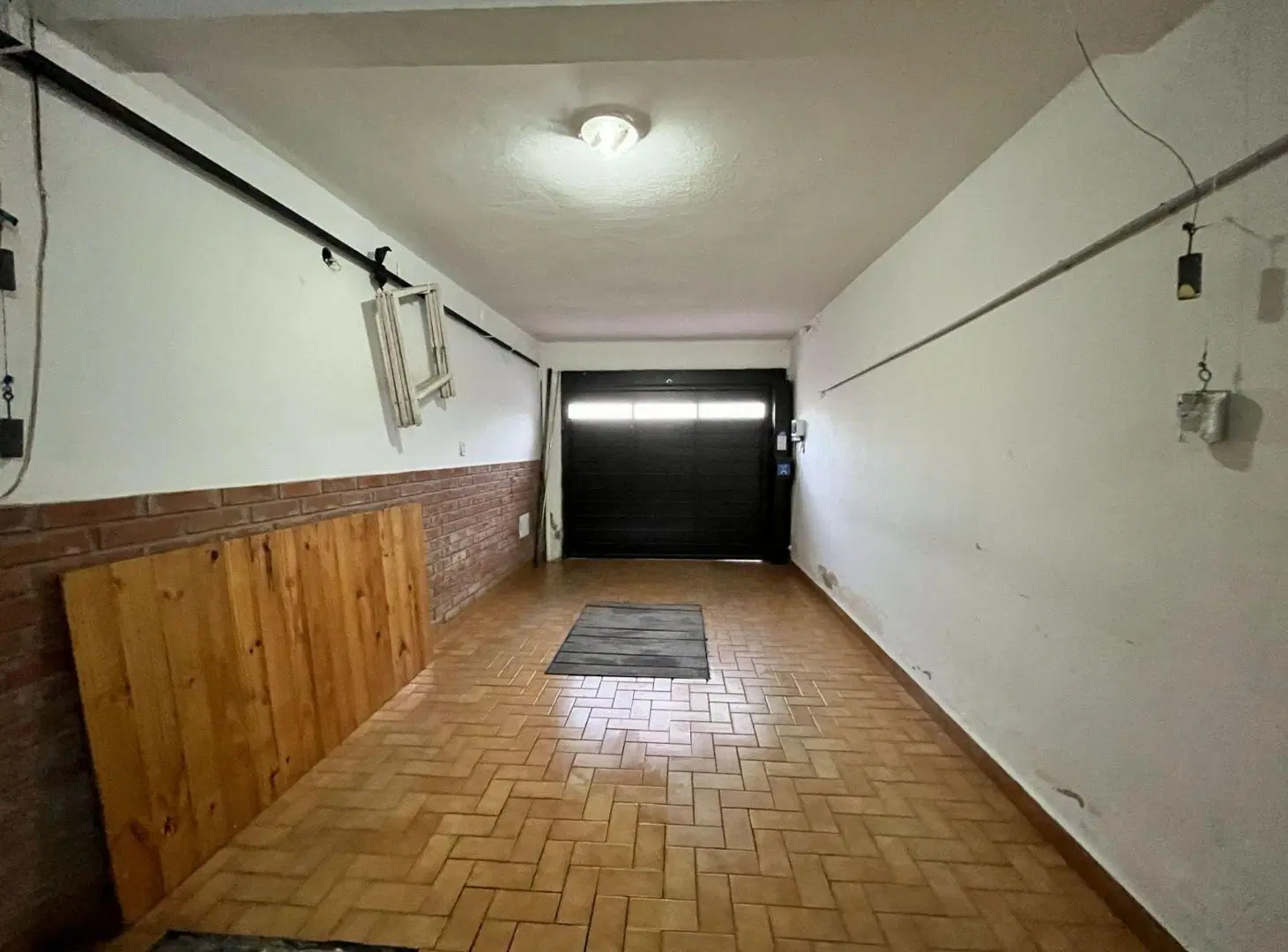 SE VENDE CASA CON PATIO EN BARRIO OBSERVATORIO 5