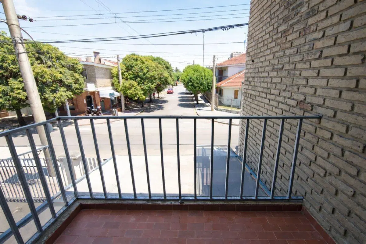 ALQUILER, 2 DORMITORIOS, COCHERA, BALCON Y ASADOR 2