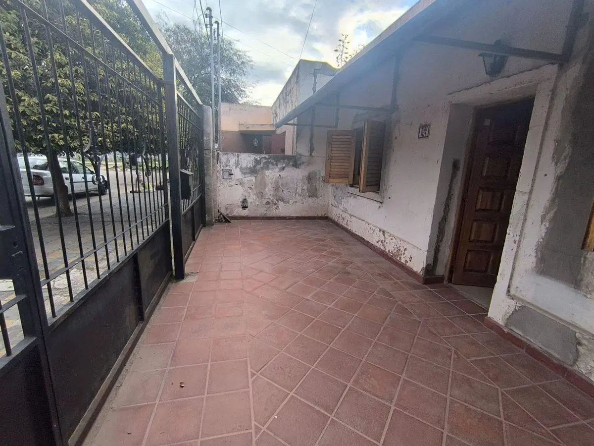 VENTA CASA ALTA CORDOBA 2 DORM CON DPTO 3
