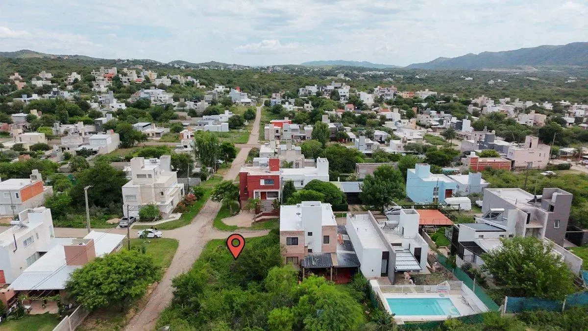 VENTA LOTE ESQUINA 300M2 SAN NICOLAS 2DA SECCION 2