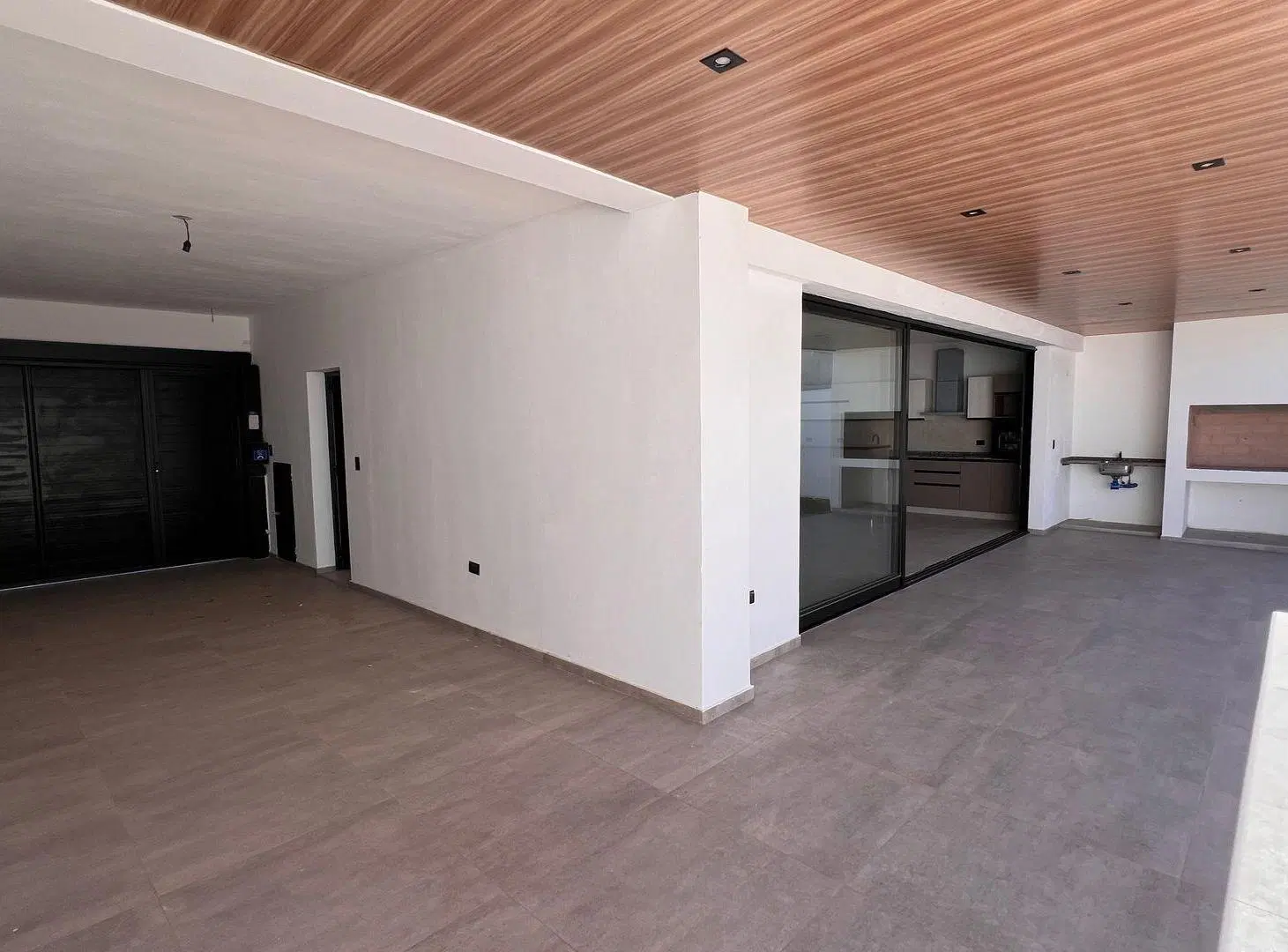 Venta casa Rincones de Manantiales, con seguridad 4