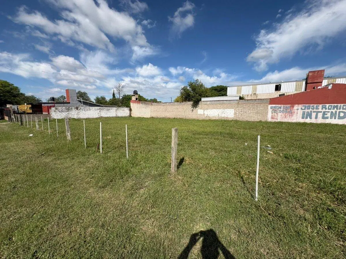 VENTA TERRENO EN VILLA LOS LLANOS 6