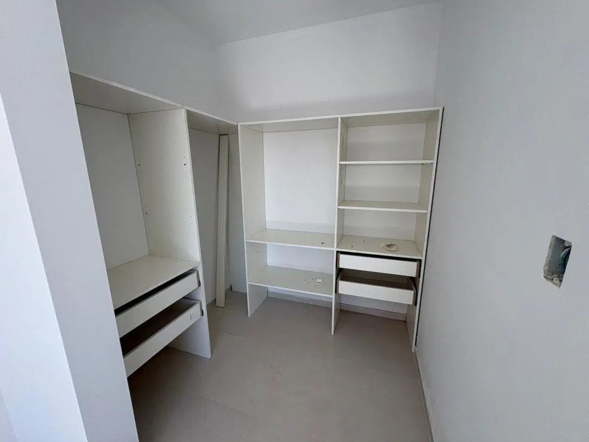 VENTA DUPLEX DOCTA 3 DORMITORIOS,2 EN SUITE Y VEST 8