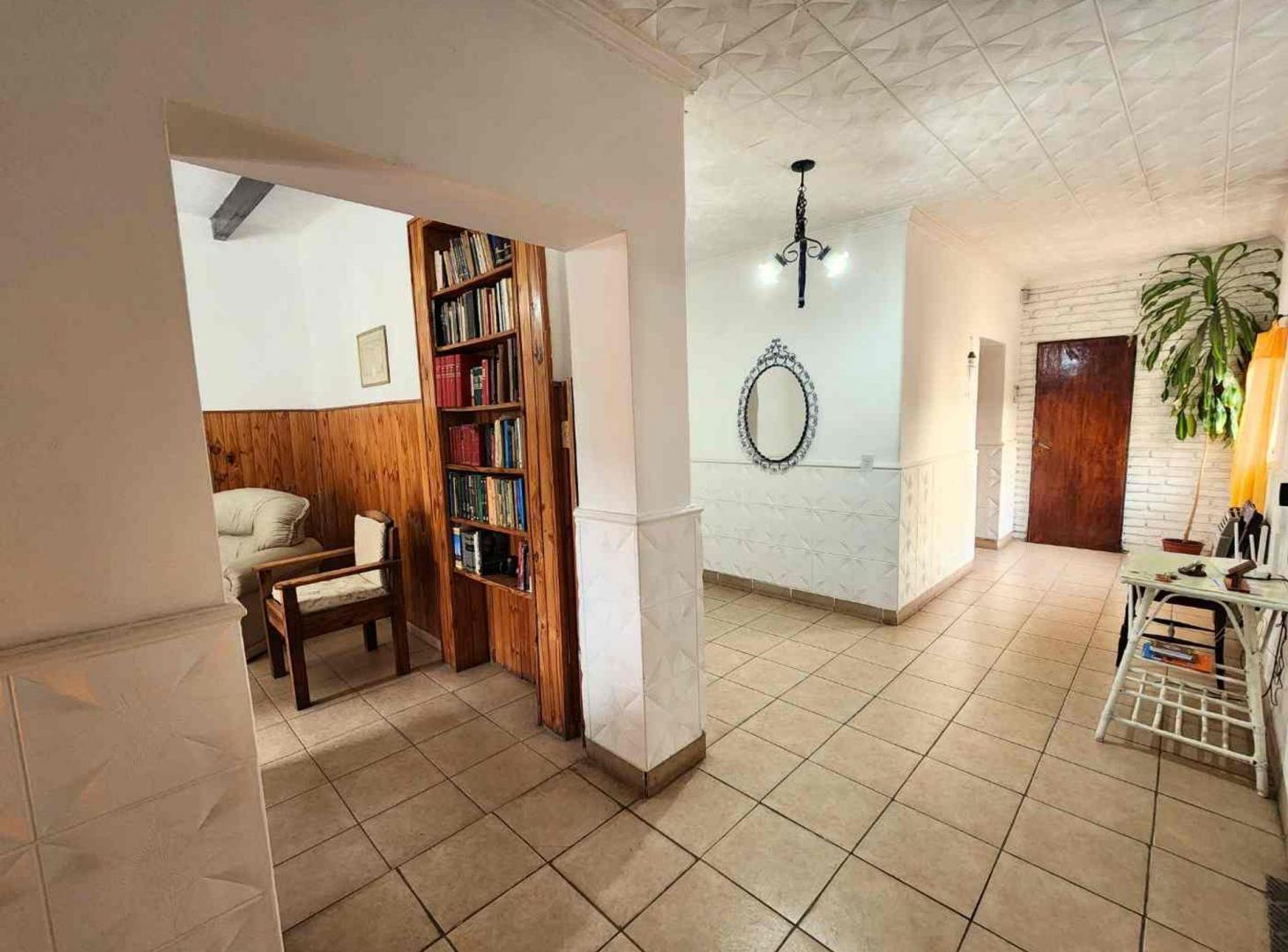 Foto de VENTA CASA ESQUINA 2 DORM COCHERA Y PATIO, imagen 4