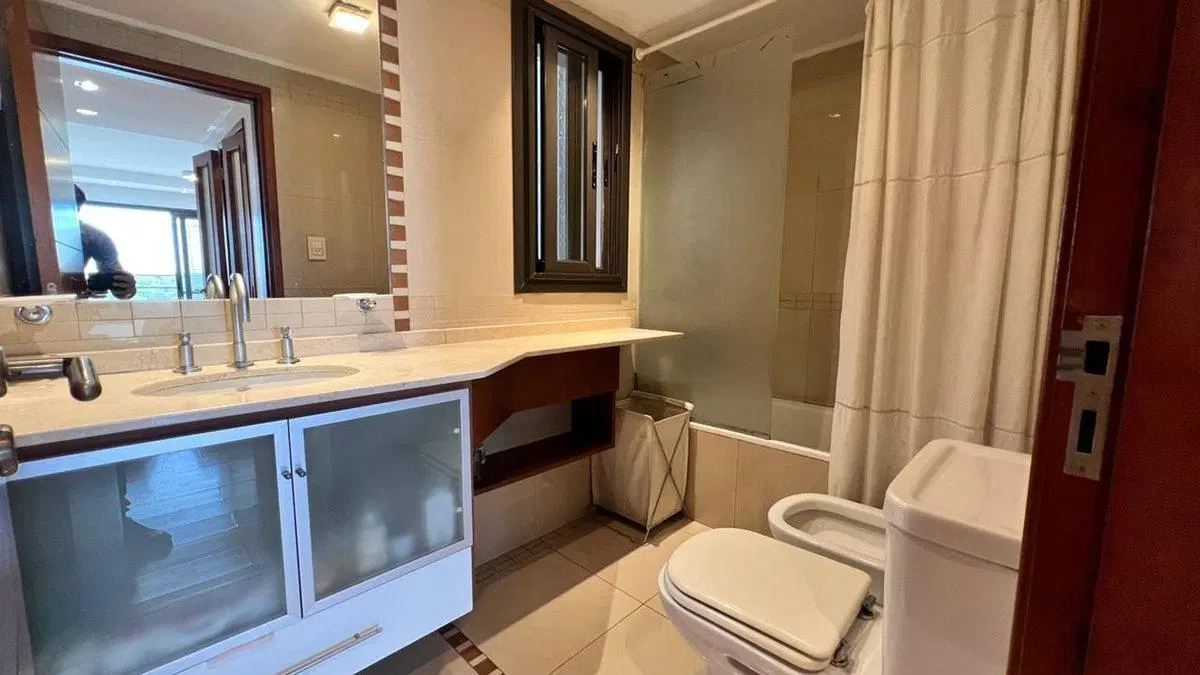 Semipiso 170 m² Frente Parque Sarmiento  Piso 13 4