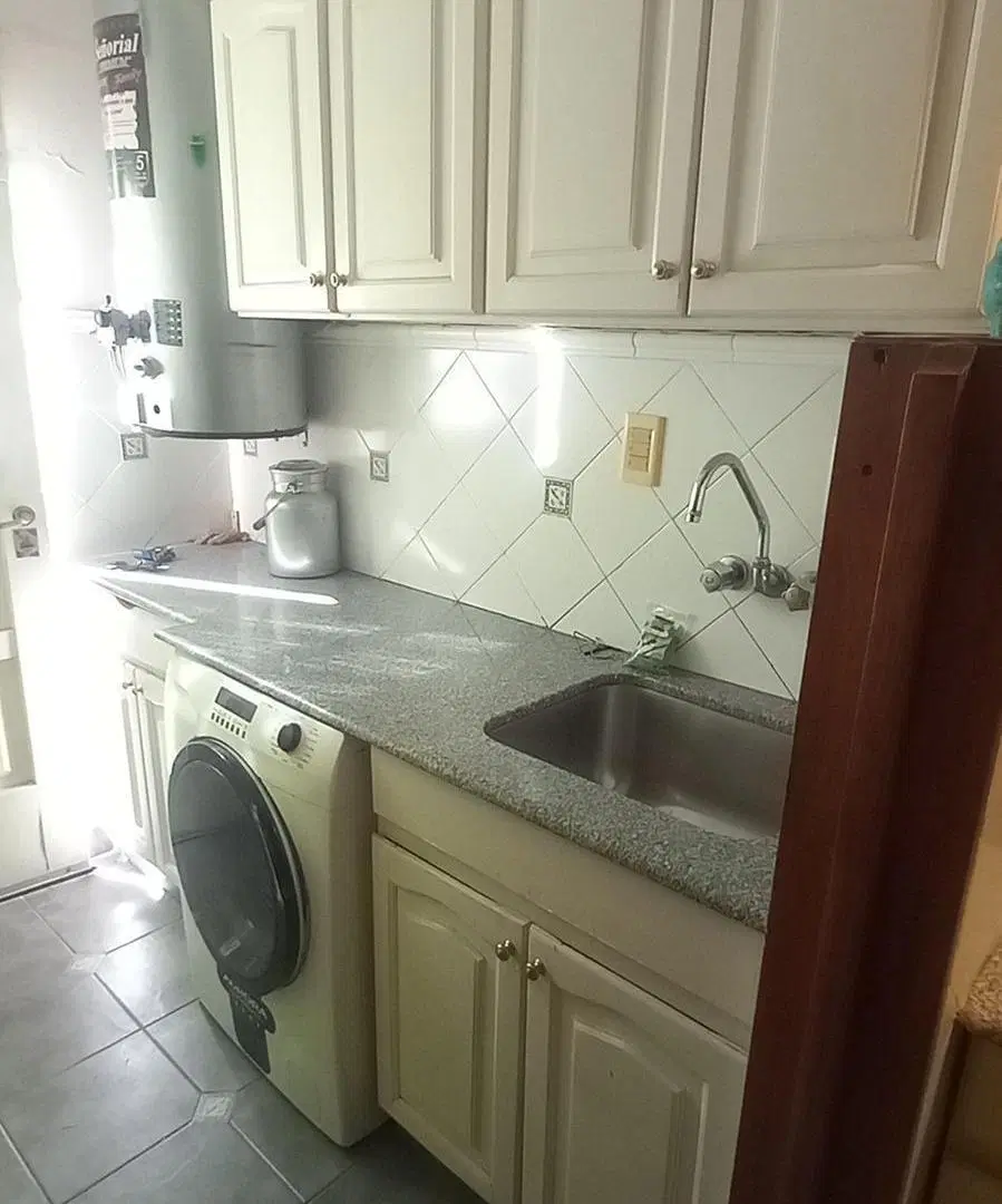 VENTA CASA ESQUINA BARRIO CHATEAU CARRERAS 2