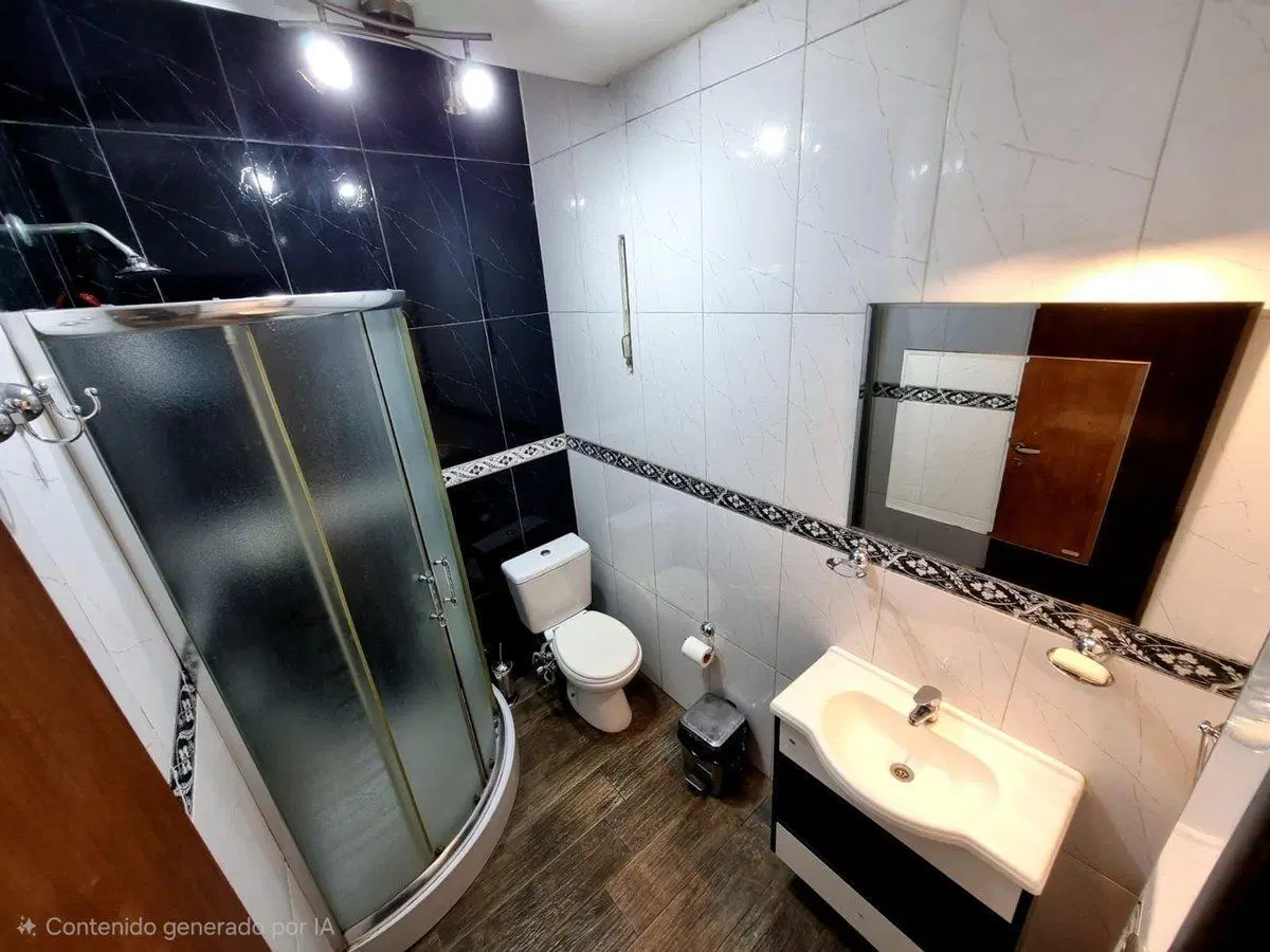 VENTA CASA-COSQUIN 6 DOR-COCHERA-CENTRO-APTA CRED. 3