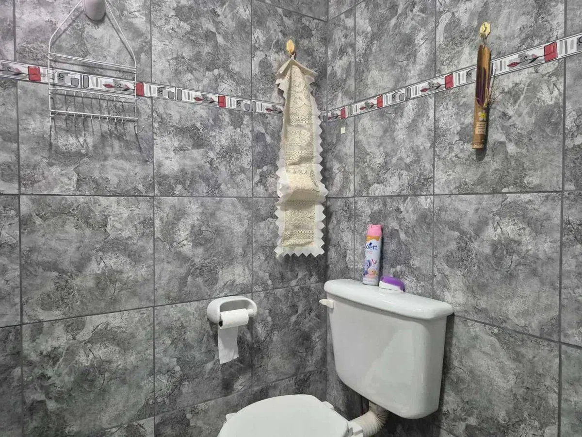 REMAX VENDE CASA 4 DORM. Bº MATIENZO GRAN PATIO 3
