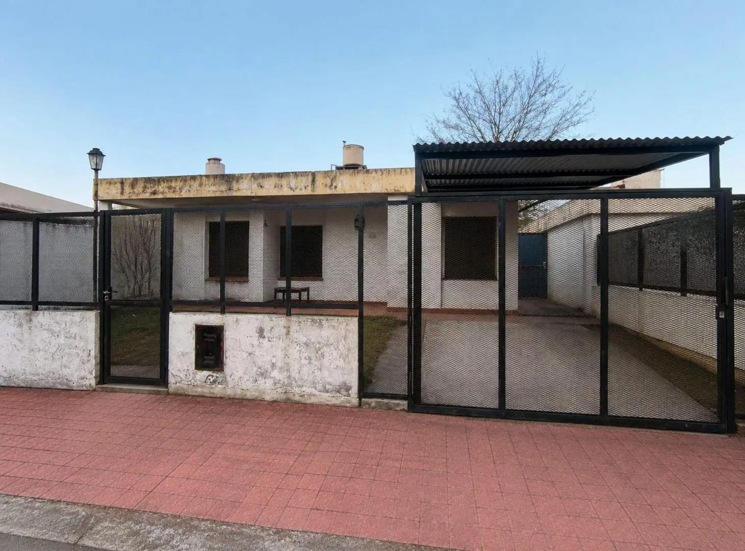 CASA EN VENTA Bº PARQUE DON BOSCO 3 DORMITORIOS 3