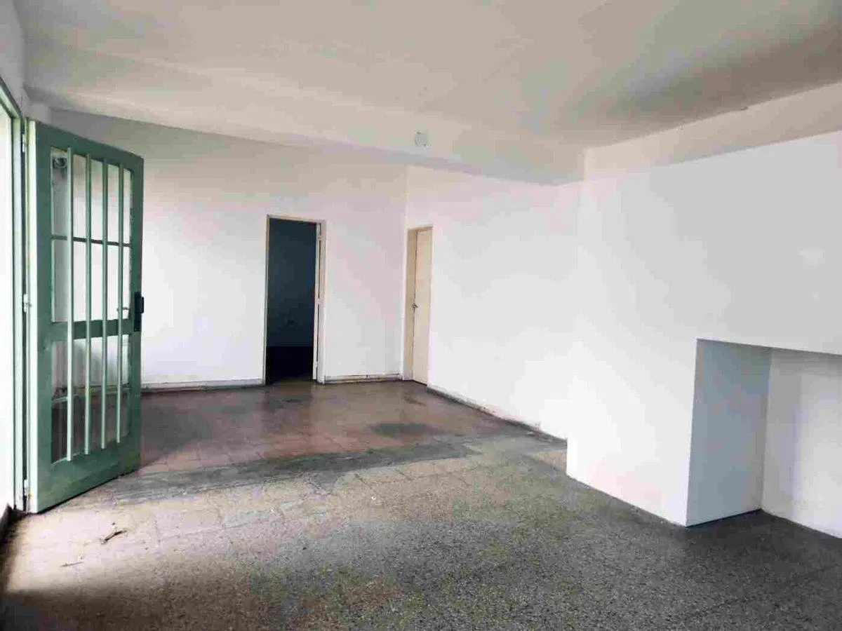 ALQUILER GALPON CON OFICINA ZONA LOS BOULEVARES 3