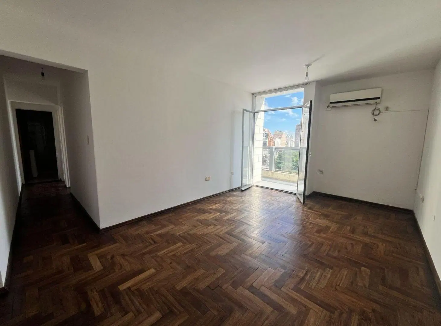 VENTA DEPARTAMENTO 2 DORMITORIOS, BALCON CENTRO 2