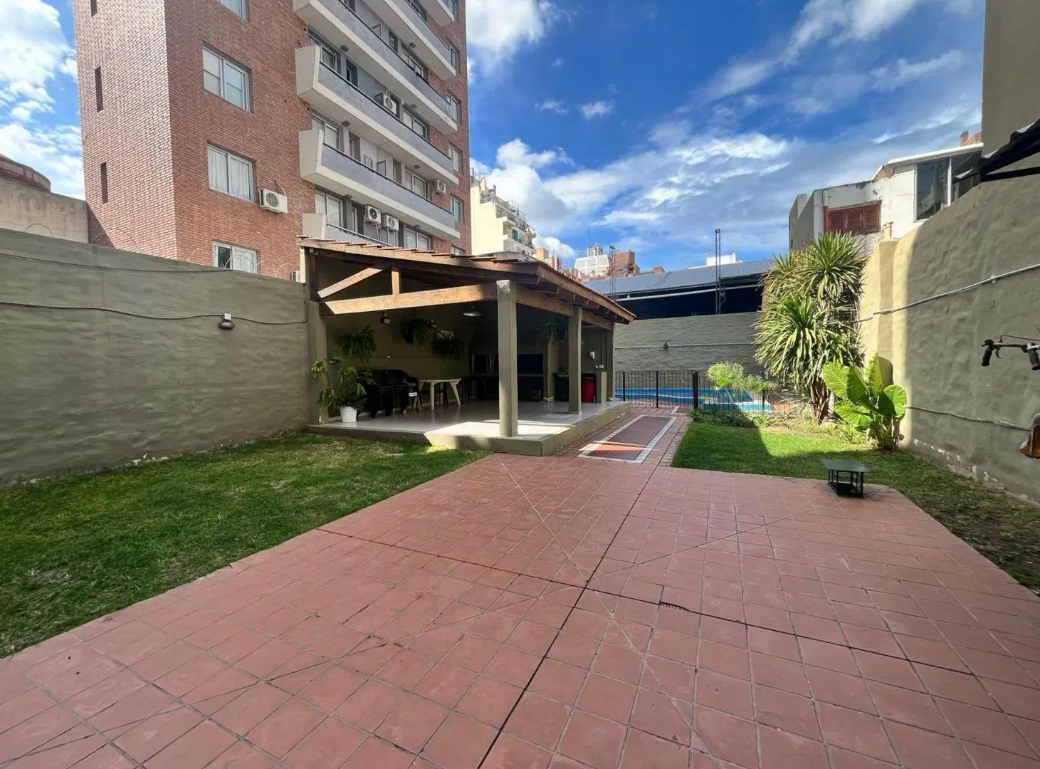 VENTA DEPARTAMENTO 2 DORMITORIOS, BALCON CENTRO 4